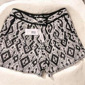 *NWT* Derek Lam 10 Crosby Black and White Patterned Shorts